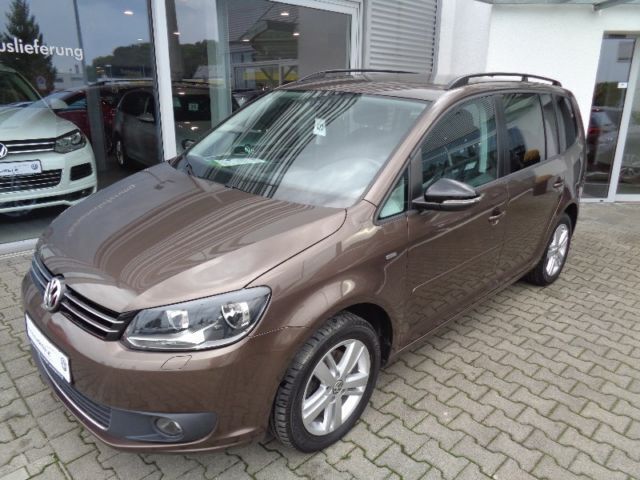 Gebraucht VW Touran Match 105 PS (77 kW) 2013 Braun metallic Van / Kleinbus