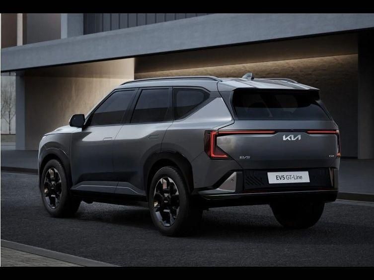 Neu Kia EV5 GT-Line 160 kW (218 PS) 2025 Grau SUV