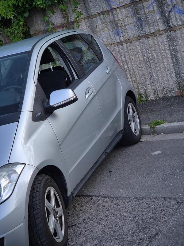 Gebraucht Mercedes A160 102 PS (75 kW) 2010 Silber Kombi