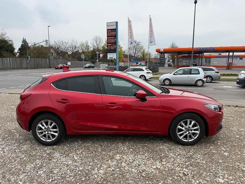 Gebraucht Mazda 3 150 PS (110 kW) 2015 Rot Limousine