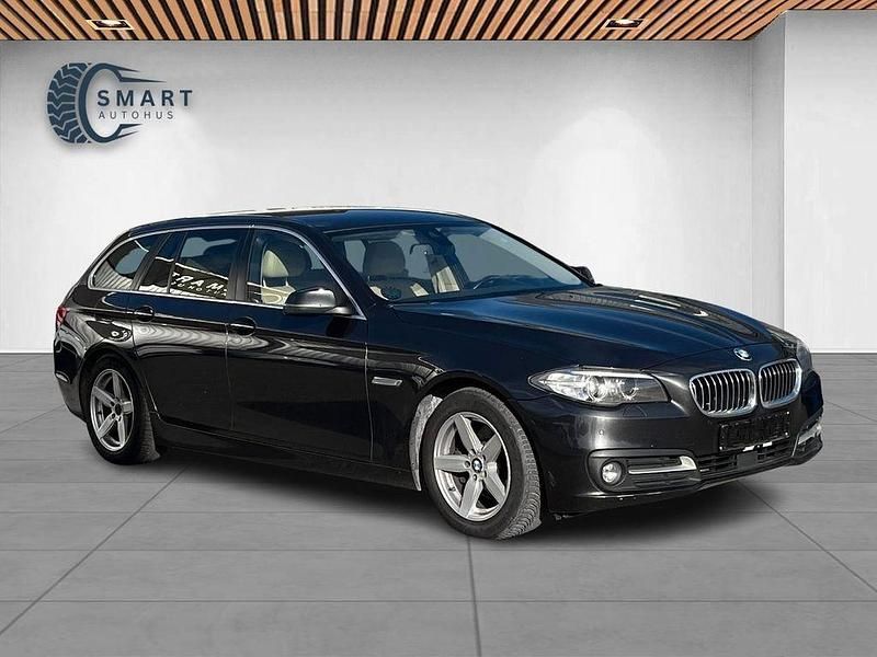 Gebraucht BMW 518 150 PS (110 kW) 2015 Grau Kombi