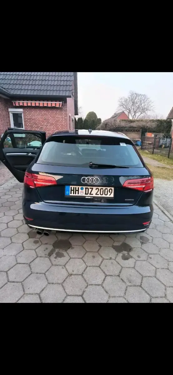 Gebraucht Audi A3 Sportback S-Line 190 PS (139 kW) 2017 Blau Kleinwagen