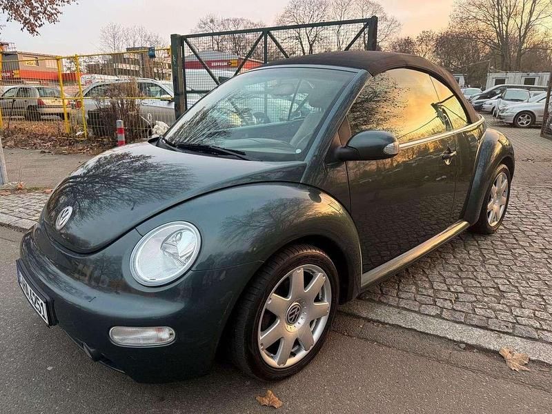Gebraucht VW New Beetle Highline 116 PS (85 kW) 2004 Alaskagruen metallic Kleinwagen