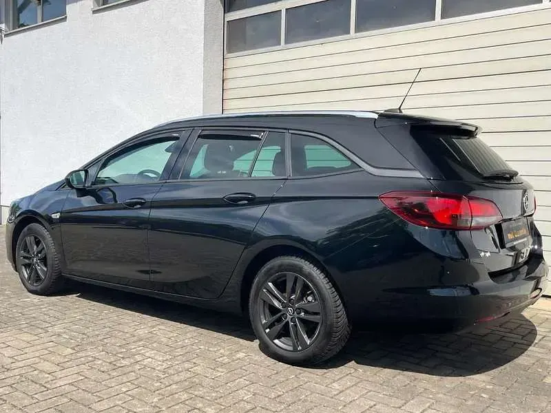 Gebraucht Opel Astra 145 PS (106 kW) 2020 Schwarz Kombi