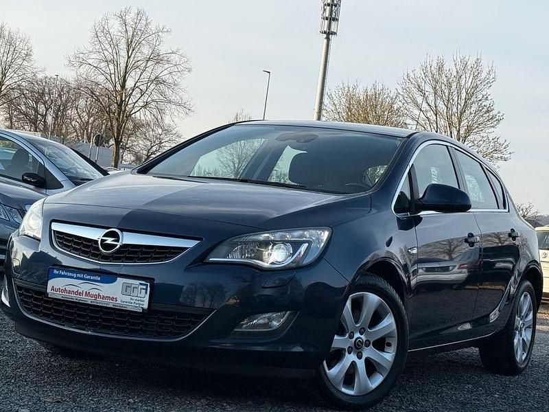 Gebraucht Opel Astra Innovation 110 PS (80 kW) 2011 Blau Limousine
