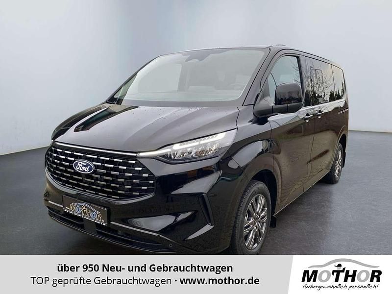 Neu Ford Tourneo Titanium 150 PS (110 kW) 2025 Agate black Van / Kleinbus