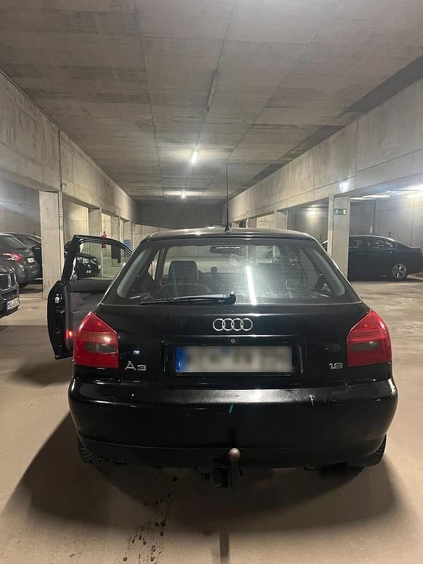 Gebraucht Audi A3 101 PS (74 kW) 2002 Schwarz Kleinwagen