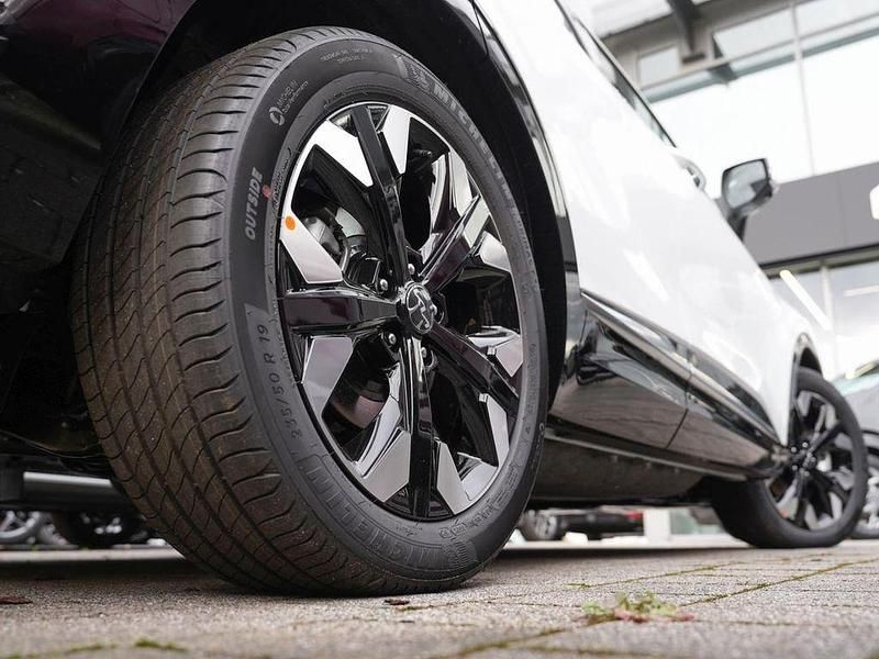 Neu Kia Sportage 252 PS (185 kW) 2025 Carraraweiß SUV