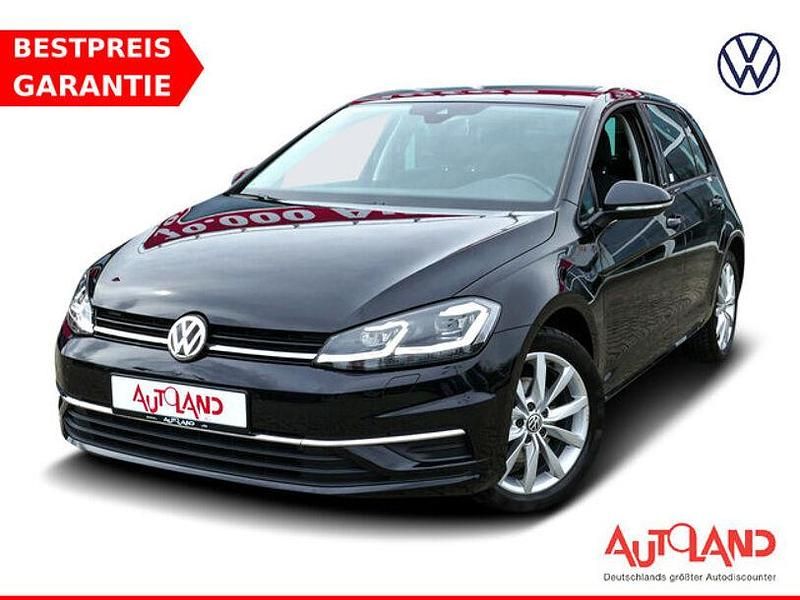 Schwarz Gebraucht 2019 VW Golf VII IQ Drive Kleinwagen | 20.890 € (Fairer Preis) - Bild 1/4