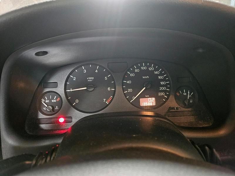 Silber Gebraucht 2001 Opel Astra Limousine | 700 € - Bild 1/4