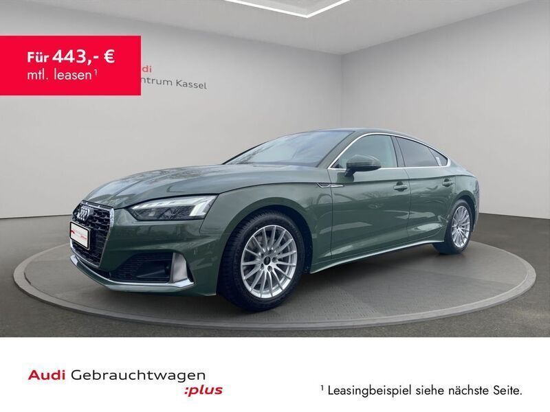 Distriktgrün metallic Gebraucht 2024 Audi A5 Sportback Advanced Plus Limousine | 40.890 € (Etwas zu teuer) - Bild 1/3