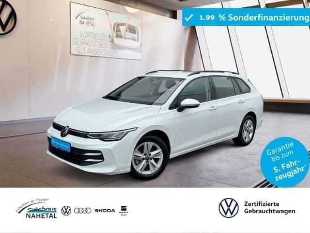 Weiss Gebraucht 2024 VW Golf VIII Goal Kombi | 25.850 € (Superpreis) - Bild 1/3