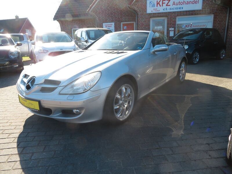Silber Gebraucht 2005 Mercedes SLK200 Cabrio | 7.999 € (Guter Preis) - Bild 1/4