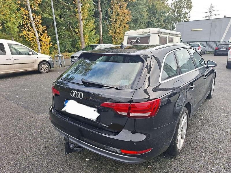 Gebraucht Audi A4 150 PS (110 kW) 2017 Schwarz Kombi