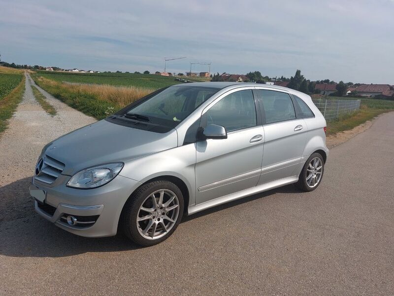 Silber Gebraucht 2008 Mercedes B170 Van / Kleinbus | 4.200 € (Guter Preis) - Bild 1/4