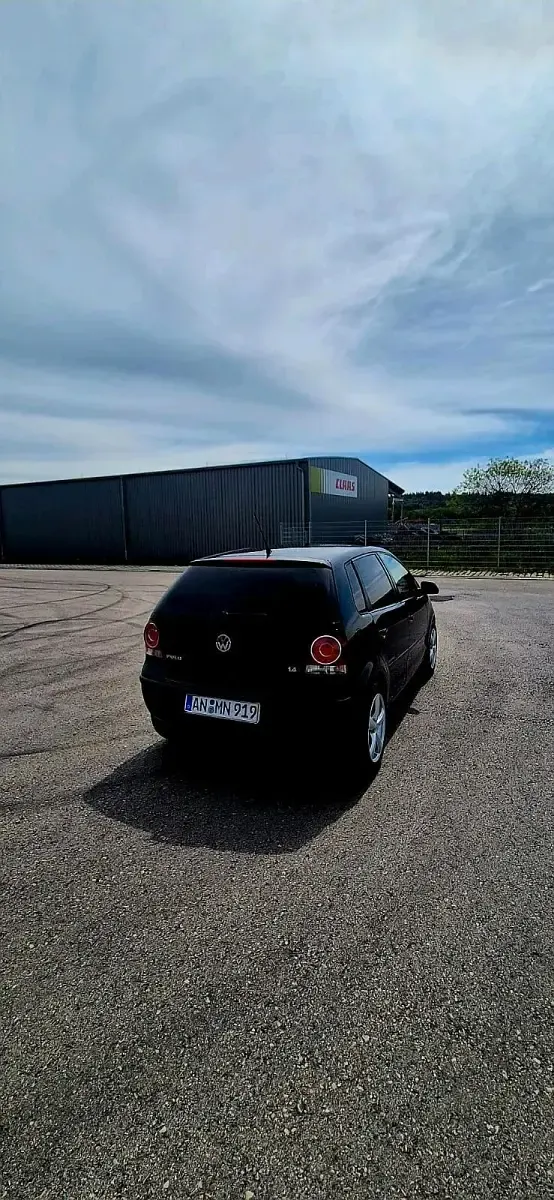 Gebraucht VW Polo United 80 PS (58 kW) 2009 Schwarz Kleinwagen