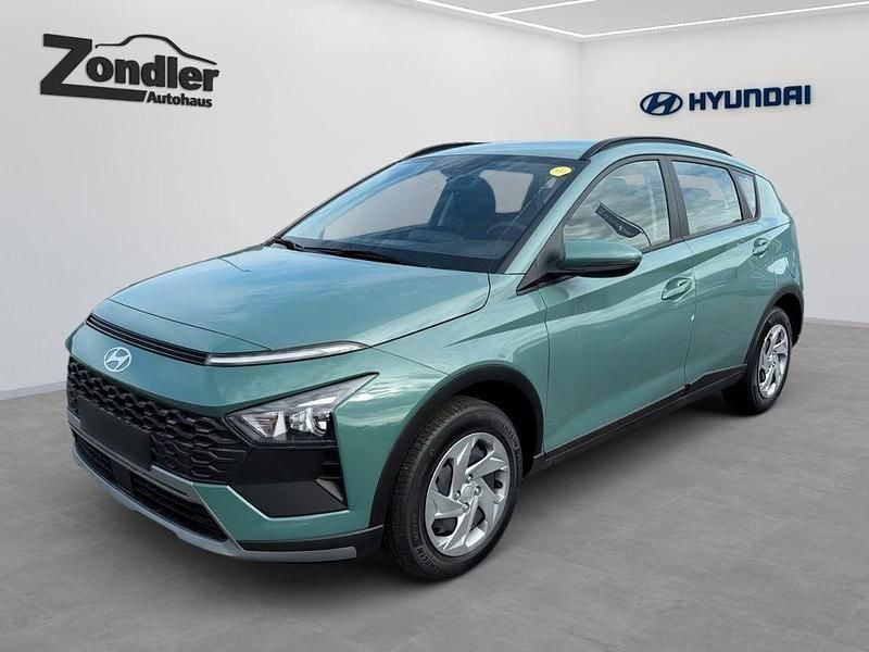 Mangrove green Neu 2025 Hyundai Bayon Select SUV | 20.990 € (Guter Preis) - Bild 1/4