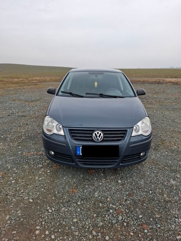 Grau Gebraucht 2007 VW Polo Trendline Limousine | 1.500 € (Guter Preis) - Bild 1/4