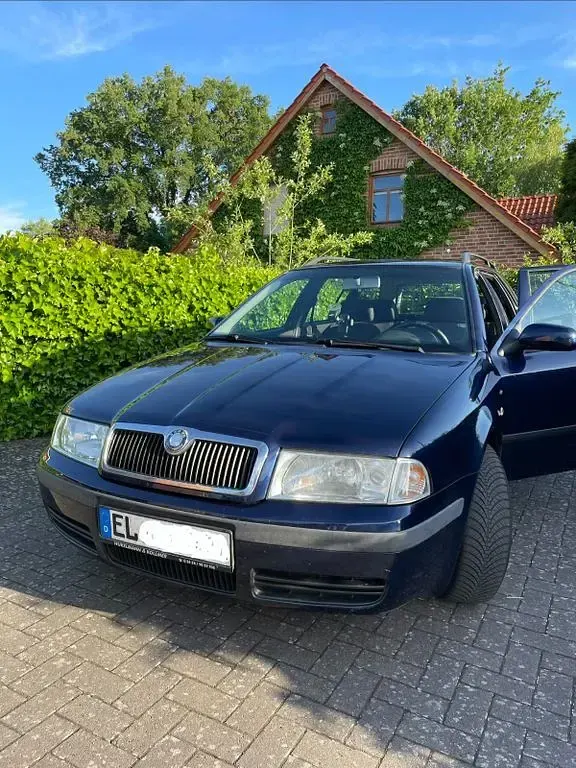 Gebraucht Skoda Octavia Elegance 110 PS (80 kW) 2003 Blau Kombi
