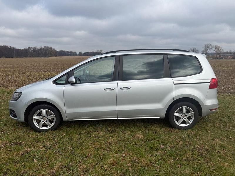 Gebraucht Seat Alhambra 140 PS (102 kW) 2014 Silber Van / Kleinbus