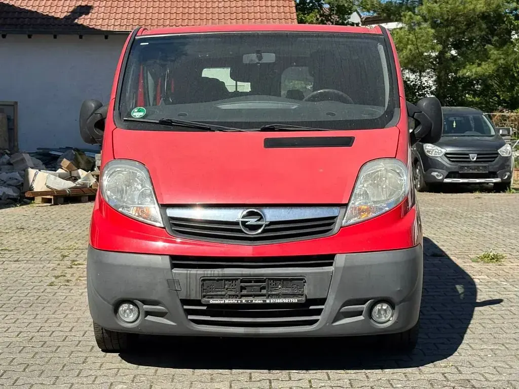 Gebraucht Opel Vivaro 114 PS (83 kW) 2010 Rot Van / Kleinbus