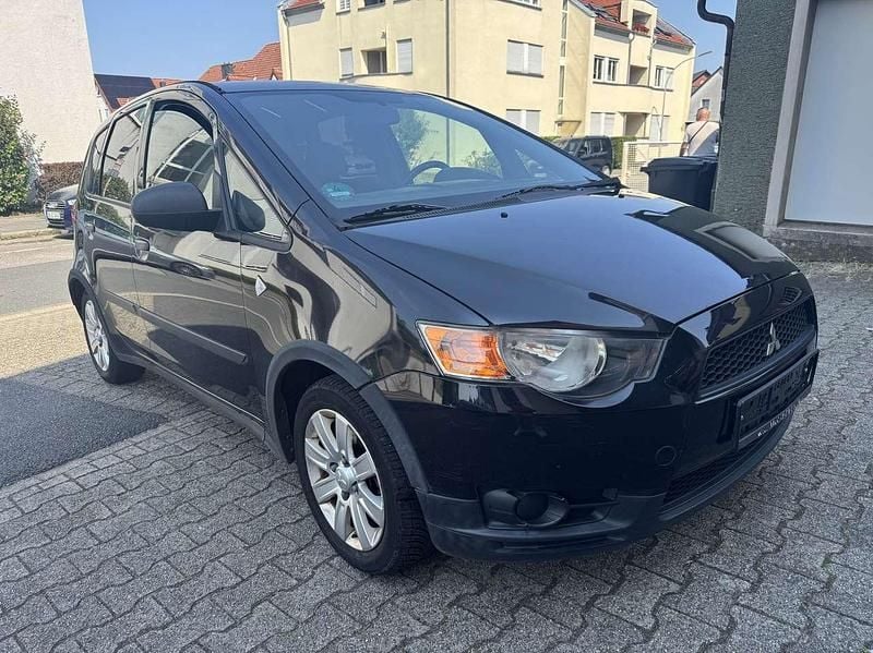 Gebraucht Mitsubishi Colt Edition 95 PS (69 kW) 2010 Black saphire Kleinwagen