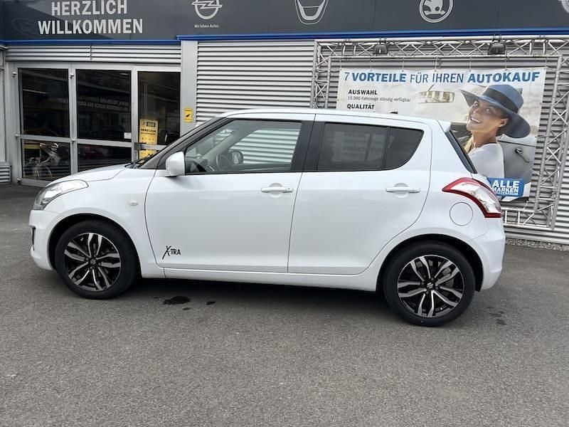 Gebraucht Suzuki Swift X-TRA 94 PS (69 kW) 2017 Weiß Kleinwagen