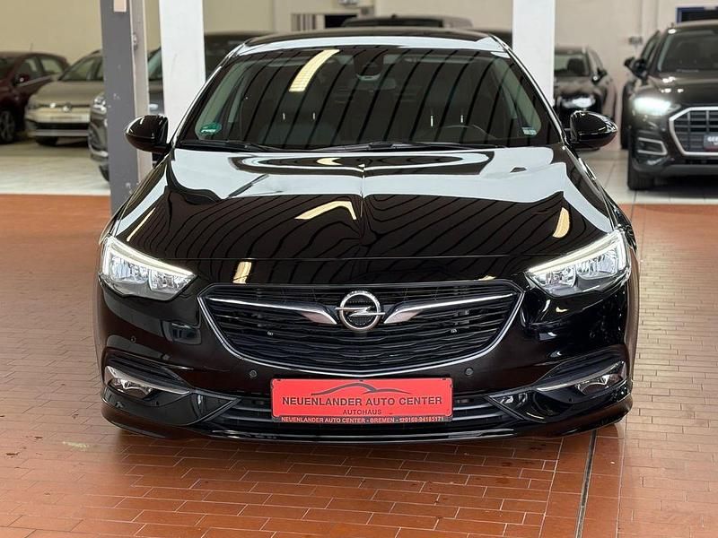 Schwarz Gebraucht 2017 Opel Insignia Dynamic Limousine | 13.999 € (Fairer Preis) - Bild 1/4