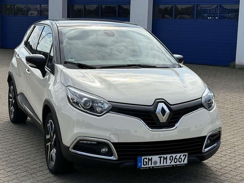 Weiß Gebraucht 2016 Renault Captur Experience SUV | 8.200 € (Etwas zu teuer) - Bild 1/4