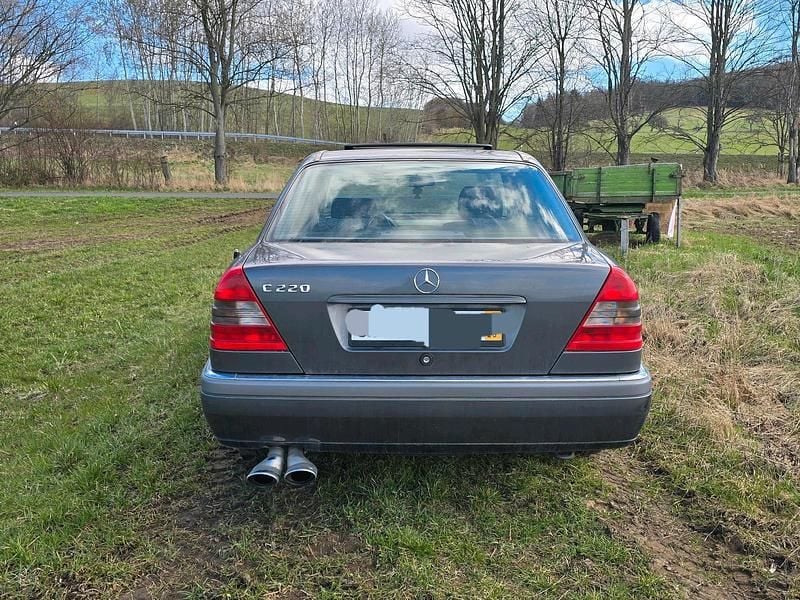 Gebraucht Mercedes C220 Elegance 150 PS (110 kW) 1995 Grau Limousine