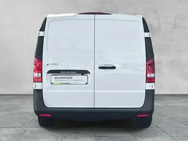 Gebraucht Mercedes e-Vito 85 kW (116 PS) 2025 Weiss Van