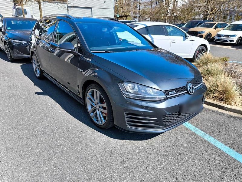 Grau Gebraucht 2015 VW Golf VII GTD Kombi | 13.499 € (Fairer Preis) - Bild 1/4