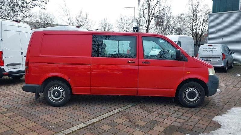 Gebraucht VW T5 131 PS (96 kW) 2005 Rot Van