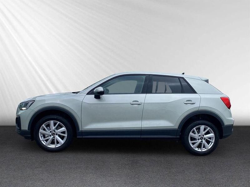 Gebraucht Audi Q2 Ambiente 150 PS (110 kW) 2025 Tausilber metallic SUV