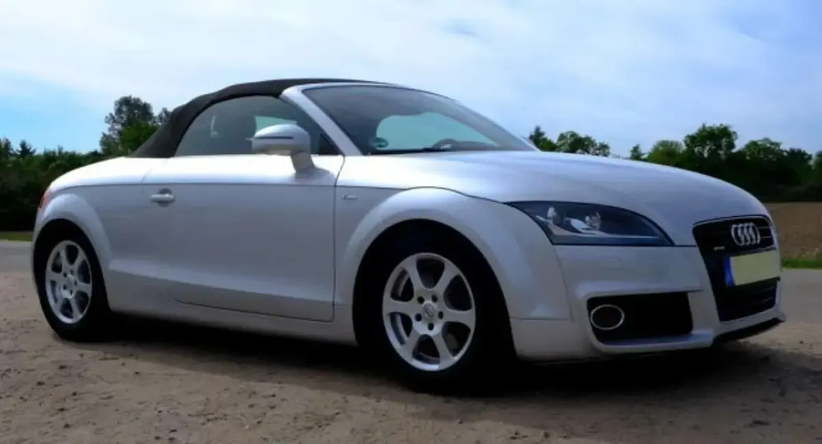 Gebraucht Audi TT Roadster 170 PS (125 kW) 2012 Silber Cabrio