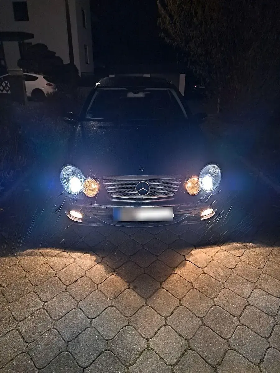 Gebraucht Mercedes C230 204 PS (150 kW) 2008 Schwarz Coupé