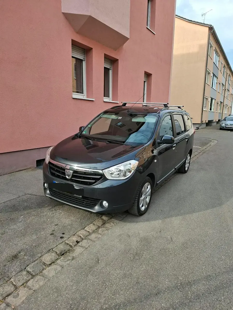 Gebraucht Dacia Lodgy 110 PS (80 kW) 2016 Andere farben Van / Kleinbus