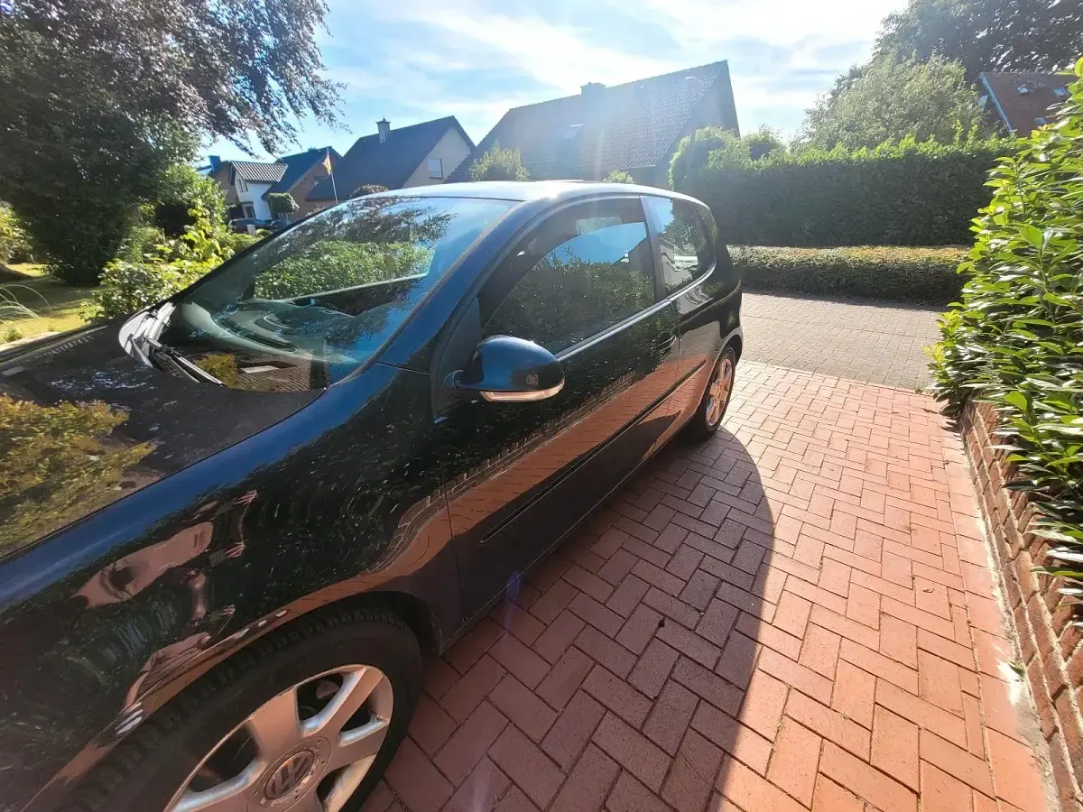 Gebraucht VW Golf V 2005 Schwarz Kleinwagen
