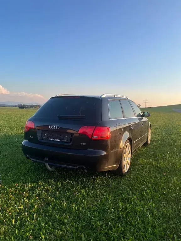 Gebraucht Audi A4 Ambiente 232 PS (170 kW) 2006 Schwarz Kombi