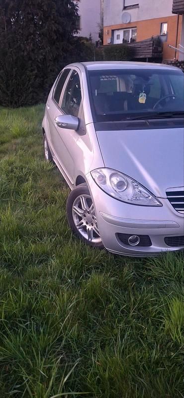 Gebraucht Mercedes A150 95 PS (69 kW) 2005 Silber Kleinwagen