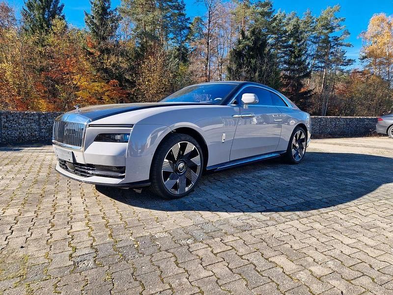 Grau Neu 2025 Rolls Royce Spectre Coupé | 464.100 € (Superpreis) - Bild 1/4
