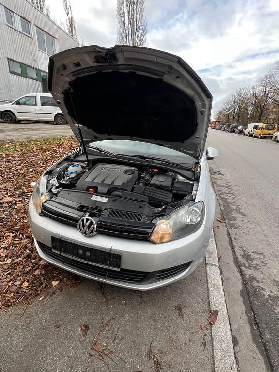 Gebraucht VW Golf VII Comfortline 105 PS (77 kW) 2012 Schwarz Limousine