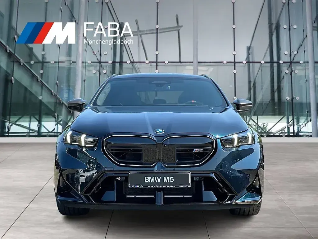 Neu BMW M5 Shadowline 727 PS (534 kW) 2026 Grün Kombi