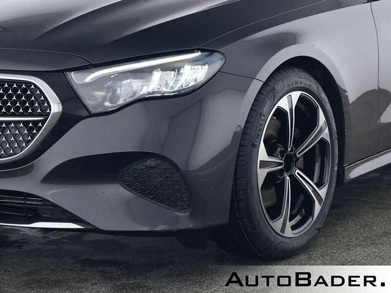 Gebraucht Mercedes E220 Advanced 197 PS (144 kW) 2024 831 lack graphitgrau Kombi
