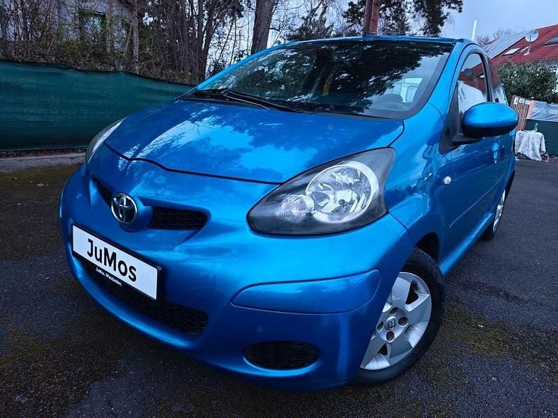 Gebraucht Toyota Aygo 68 PS (50 kW) 2009 Blau Kleinwagen