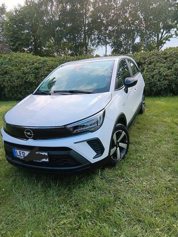 Weiß Gebraucht 2022 Opel Crossland SUV | 14.800 € - Bild 1/4