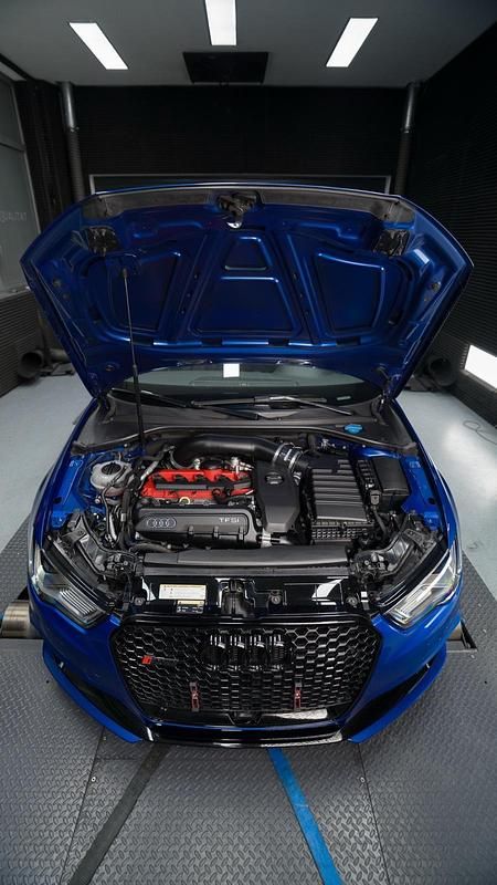 Gebraucht Audi RS3 660 PS (485 kW) 2016 Blau Limousine