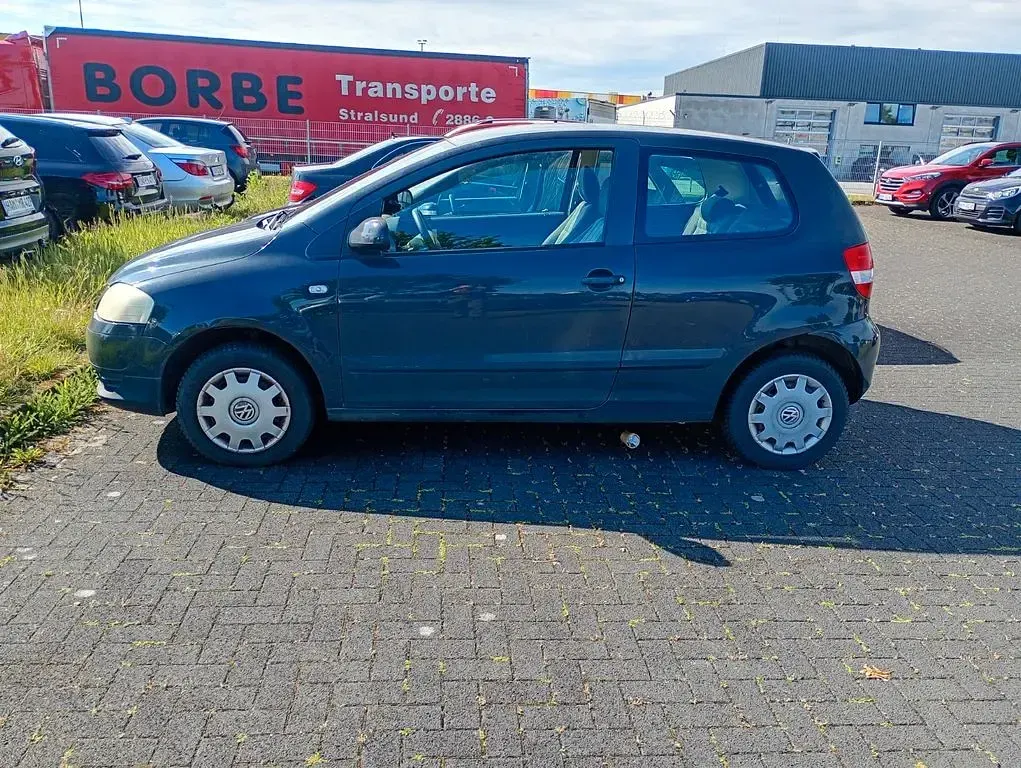 Usata VW Fox 54 CV (39 kW) 2007 Grigio Utilitaria