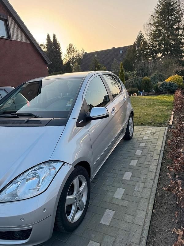 Gebraucht Mercedes A150 75 PS (55 kW) 2008 Silber Kleinwagen