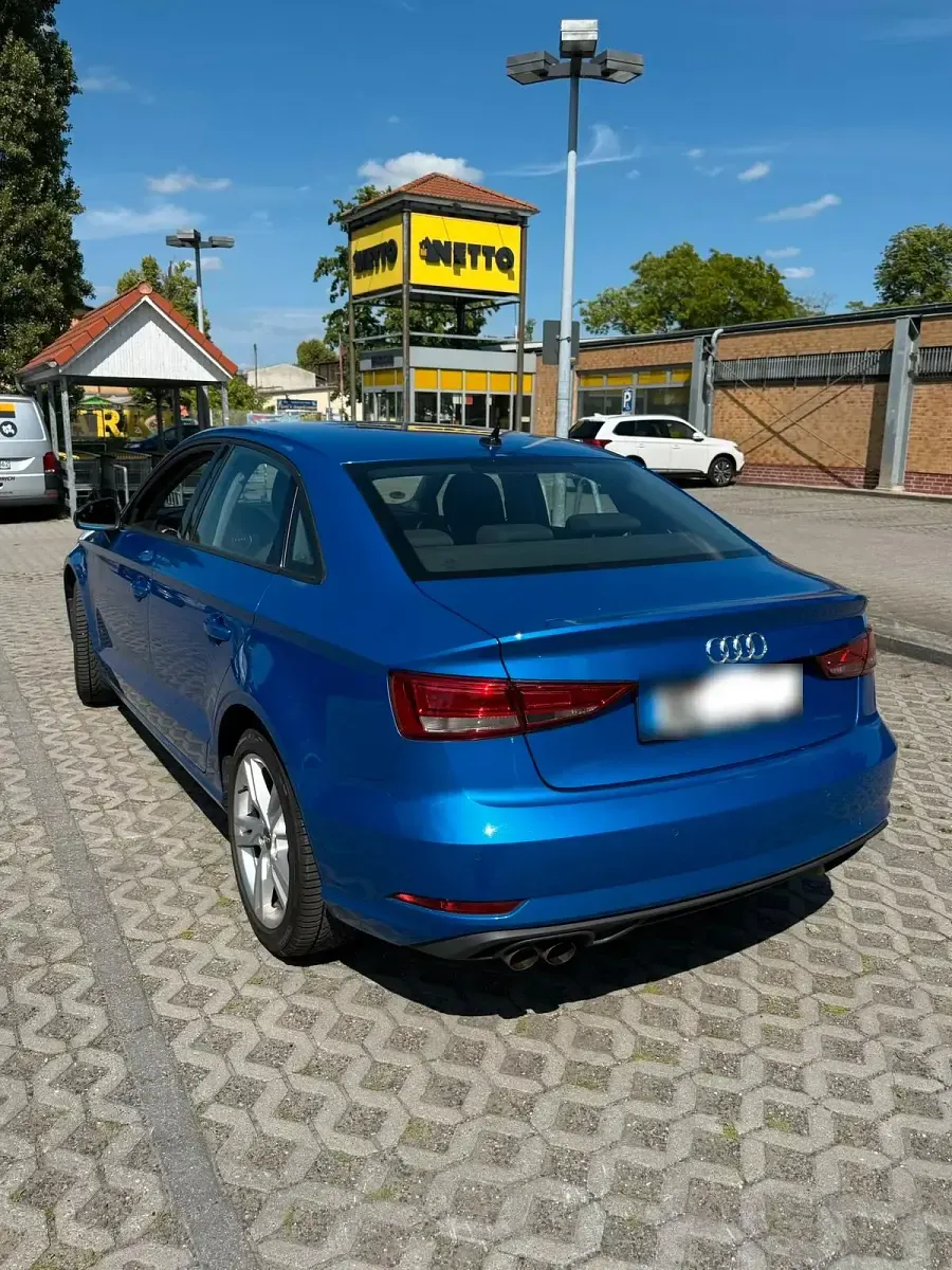Gebraucht Audi A3 150 PS (110 kW) 2020 Blau Limousine